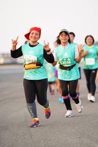 BIB: 2653, 52038
                            <button type="button" onclick="openModal(12198613)" class="btn btn-primary btn-sm float-right btn-popup" data-toggle="modal" data-target=".modal-high-quality">
                        <i class="fas fa-shopping-cart"></i> Add to Cart
                    </button>
                                            <button type="button" onclick="isThisMe(12198613, true)" class="btn btn-success btn-sm float-right btn-popup btn-isme hidden" data-toggle="tooltip" data-placement="bottom" title="นี่คือรูปของคุณใช่ไหม คลิกที่นี่เพื่อเอาเข้าอัลบั้ม">
                        <i class="fas fa-plus"></i> Add to album
                    </button>
                    <button type="button" onclick="isThisMe(12198613, false)" class="btn btn-warning btn-sm float-right btn-popup btn-isnotme hidden">
                        <i class="fas fa-ban"></i> Remove from album
                    </button>