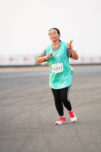 BIB: 1231
                            <button type="button" onclick="openModal(12277803)" class="btn btn-primary btn-sm float-right btn-popup" data-toggle="modal" data-target=".modal-high-quality">
                        <i class="fas fa-shopping-cart"></i> Add to Cart
                    </button>
                                            <button type="button" onclick="isThisMe(12277803, true)" class="btn btn-success btn-sm float-right btn-popup btn-isme hidden" data-toggle="tooltip" data-placement="bottom" title="นี่คือรูปของคุณใช่ไหม คลิกที่นี่เพื่อเอาเข้าอัลบั้ม">
                        <i class="fas fa-plus"></i> Add to album
                    </button>
                    <button type="button" onclick="isThisMe(12277803, false)" class="btn btn-warning btn-sm float-right btn-popup btn-isnotme hidden">
                        <i class="fas fa-ban"></i> Remove from album
                    </button>