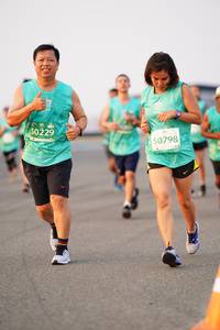 BIB: 0229, 50798
                            <button type="button" onclick="openModal(12176552)" class="btn btn-primary btn-sm float-right btn-popup" data-toggle="modal" data-target=".modal-high-quality">
                        <i class="fas fa-shopping-cart"></i> Add to Cart
                    </button>
                                            <button type="button" onclick="isThisMe(12176552, true)" class="btn btn-success btn-sm float-right btn-popup btn-isme hidden" data-toggle="tooltip" data-placement="bottom" title="นี่คือรูปของคุณใช่ไหม คลิกที่นี่เพื่อเอาเข้าอัลบั้ม">
                        <i class="fas fa-plus"></i> Add to album
                    </button>
                    <button type="button" onclick="isThisMe(12176552, false)" class="btn btn-warning btn-sm float-right btn-popup btn-isnotme hidden">
                        <i class="fas fa-ban"></i> Remove from album
                    </button>