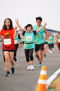 BIB: 51932, 51027, 51005
                            <button type="button" onclick="openModal(12201115)" class="btn btn-primary btn-sm float-right btn-popup" data-toggle="modal" data-target=".modal-high-quality">
                        <i class="fas fa-shopping-cart"></i> Add to Cart
                    </button>
                                            <button type="button" onclick="isThisMe(12201115, true)" class="btn btn-success btn-sm float-right btn-popup btn-isme hidden" data-toggle="tooltip" data-placement="bottom" title="นี่คือรูปของคุณใช่ไหม คลิกที่นี่เพื่อเอาเข้าอัลบั้ม">
                        <i class="fas fa-plus"></i> Add to album
                    </button>
                    <button type="button" onclick="isThisMe(12201115, false)" class="btn btn-warning btn-sm float-right btn-popup btn-isnotme hidden">
                        <i class="fas fa-ban"></i> Remove from album
                    </button>