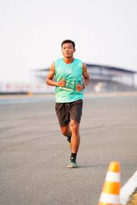 BIB: 810
                            <button type="button" onclick="openModal(12138253)" class="btn btn-primary btn-sm float-right btn-popup" data-toggle="modal" data-target=".modal-high-quality">
                        <i class="fas fa-shopping-cart"></i> Add to Cart
                    </button>
                                            <button type="button" onclick="isThisMe(12138253, true)" class="btn btn-success btn-sm float-right btn-popup btn-isme hidden" data-toggle="tooltip" data-placement="bottom" title="นี่คือรูปของคุณใช่ไหม คลิกที่นี่เพื่อเอาเข้าอัลบั้ม">
                        <i class="fas fa-plus"></i> Add to album
                    </button>
                    <button type="button" onclick="isThisMe(12138253, false)" class="btn btn-warning btn-sm float-right btn-popup btn-isnotme hidden">
                        <i class="fas fa-ban"></i> Remove from album
                    </button>