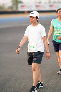 BIB: 1630, 52539
                            <button type="button" onclick="openModal(12280034)" class="btn btn-primary btn-sm float-right btn-popup" data-toggle="modal" data-target=".modal-high-quality">
                        <i class="fas fa-shopping-cart"></i> Add to Cart
                    </button>
                                            <button type="button" onclick="isThisMe(12280034, true)" class="btn btn-success btn-sm float-right btn-popup btn-isme hidden" data-toggle="tooltip" data-placement="bottom" title="นี่คือรูปของคุณใช่ไหม คลิกที่นี่เพื่อเอาเข้าอัลบั้ม">
                        <i class="fas fa-plus"></i> Add to album
                    </button>
                    <button type="button" onclick="isThisMe(12280034, false)" class="btn btn-warning btn-sm float-right btn-popup btn-isnotme hidden">
                        <i class="fas fa-ban"></i> Remove from album
                    </button>