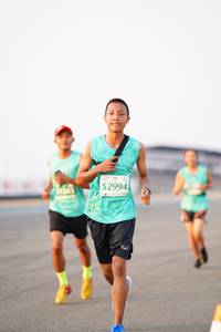 BIB: 52994, 1585
                            <button type="button" onclick="openModal(12137978)" class="btn btn-primary btn-sm float-right btn-popup" data-toggle="modal" data-target=".modal-high-quality">
                        <i class="fas fa-shopping-cart"></i> Add to Cart
                    </button>
                                            <button type="button" onclick="isThisMe(12137978, true)" class="btn btn-success btn-sm float-right btn-popup btn-isme hidden" data-toggle="tooltip" data-placement="bottom" title="นี่คือรูปของคุณใช่ไหม คลิกที่นี่เพื่อเอาเข้าอัลบั้ม">
                        <i class="fas fa-plus"></i> Add to album
                    </button>
                    <button type="button" onclick="isThisMe(12137978, false)" class="btn btn-warning btn-sm float-right btn-popup btn-isnotme hidden">
                        <i class="fas fa-ban"></i> Remove from album
                    </button>