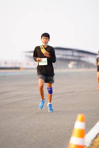 BIB: 2600
                            <button type="button" onclick="openModal(12137791)" class="btn btn-primary btn-sm float-right btn-popup" data-toggle="modal" data-target=".modal-high-quality">
                        <i class="fas fa-shopping-cart"></i> Add to Cart
                    </button>
                                            <button type="button" onclick="isThisMe(12137791, true)" class="btn btn-success btn-sm float-right btn-popup btn-isme hidden" data-toggle="tooltip" data-placement="bottom" title="นี่คือรูปของคุณใช่ไหม คลิกที่นี่เพื่อเอาเข้าอัลบั้ม">
                        <i class="fas fa-plus"></i> Add to album
                    </button>
                    <button type="button" onclick="isThisMe(12137791, false)" class="btn btn-warning btn-sm float-right btn-popup btn-isnotme hidden">
                        <i class="fas fa-ban"></i> Remove from album
                    </button>