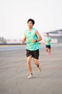 BIB: 517
                            <button type="button" onclick="openModal(12156189)" class="btn btn-primary btn-sm float-right btn-popup" data-toggle="modal" data-target=".modal-high-quality">
                        <i class="fas fa-shopping-cart"></i> Add to Cart
                    </button>
                                            <button type="button" onclick="isThisMe(12156189, true)" class="btn btn-success btn-sm float-right btn-popup btn-isme hidden" data-toggle="tooltip" data-placement="bottom" title="นี่คือรูปของคุณใช่ไหม คลิกที่นี่เพื่อเอาเข้าอัลบั้ม">
                        <i class="fas fa-plus"></i> Add to album
                    </button>
                    <button type="button" onclick="isThisMe(12156189, false)" class="btn btn-warning btn-sm float-right btn-popup btn-isnotme hidden">
                        <i class="fas fa-ban"></i> Remove from album
                    </button>