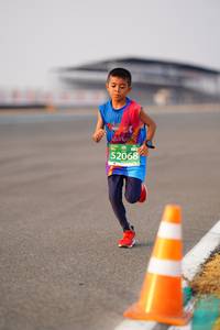 BIB: 52068
                            <button type="button" onclick="openModal(12137530)" class="btn btn-primary btn-sm float-right btn-popup" data-toggle="modal" data-target=".modal-high-quality">
                        <i class="fas fa-shopping-cart"></i> Add to Cart
                    </button>
                                            <button type="button" onclick="isThisMe(12137530, true)" class="btn btn-success btn-sm float-right btn-popup btn-isme hidden" data-toggle="tooltip" data-placement="bottom" title="นี่คือรูปของคุณใช่ไหม คลิกที่นี่เพื่อเอาเข้าอัลบั้ม">
                        <i class="fas fa-plus"></i> Add to album
                    </button>
                    <button type="button" onclick="isThisMe(12137530, false)" class="btn btn-warning btn-sm float-right btn-popup btn-isnotme hidden">
                        <i class="fas fa-ban"></i> Remove from album
                    </button>