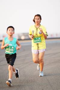 BIB: 50093, 51506
                            <button type="button" onclick="openModal(12163153)" class="btn btn-primary btn-sm float-right btn-popup" data-toggle="modal" data-target=".modal-high-quality">
                        <i class="fas fa-shopping-cart"></i> Add to Cart
                    </button>
                                            <button type="button" onclick="isThisMe(12163153, true)" class="btn btn-success btn-sm float-right btn-popup btn-isme hidden" data-toggle="tooltip" data-placement="bottom" title="นี่คือรูปของคุณใช่ไหม คลิกที่นี่เพื่อเอาเข้าอัลบั้ม">
                        <i class="fas fa-plus"></i> Add to album
                    </button>
                    <button type="button" onclick="isThisMe(12163153, false)" class="btn btn-warning btn-sm float-right btn-popup btn-isnotme hidden">
                        <i class="fas fa-ban"></i> Remove from album
                    </button>