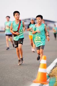 BIB: 002, 1659
                            <button type="button" onclick="openModal(12172662)" class="btn btn-primary btn-sm float-right btn-popup" data-toggle="modal" data-target=".modal-high-quality">
                        <i class="fas fa-shopping-cart"></i> Add to Cart
                    </button>
                                            <button type="button" onclick="isThisMe(12172662, true)" class="btn btn-success btn-sm float-right btn-popup btn-isme hidden" data-toggle="tooltip" data-placement="bottom" title="นี่คือรูปของคุณใช่ไหม คลิกที่นี่เพื่อเอาเข้าอัลบั้ม">
                        <i class="fas fa-plus"></i> Add to album
                    </button>
                    <button type="button" onclick="isThisMe(12172662, false)" class="btn btn-warning btn-sm float-right btn-popup btn-isnotme hidden">
                        <i class="fas fa-ban"></i> Remove from album
                    </button>