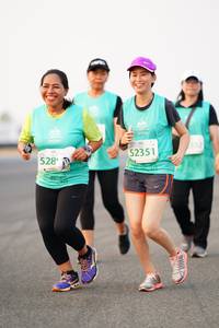 BIB: 302, 52351, 528
                            <button type="button" onclick="openModal(12277638)" class="btn btn-primary btn-sm float-right btn-popup" data-toggle="modal" data-target=".modal-high-quality">
                        <i class="fas fa-shopping-cart"></i> Add to Cart
                    </button>
                                            <button type="button" onclick="isThisMe(12277638, true)" class="btn btn-success btn-sm float-right btn-popup btn-isme hidden" data-toggle="tooltip" data-placement="bottom" title="นี่คือรูปของคุณใช่ไหม คลิกที่นี่เพื่อเอาเข้าอัลบั้ม">
                        <i class="fas fa-plus"></i> Add to album
                    </button>
                    <button type="button" onclick="isThisMe(12277638, false)" class="btn btn-warning btn-sm float-right btn-popup btn-isnotme hidden">
                        <i class="fas fa-ban"></i> Remove from album
                    </button>