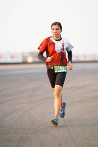 BIB: 5165
                            <button type="button" onclick="openModal(12158682)" class="btn btn-primary btn-sm float-right btn-popup" data-toggle="modal" data-target=".modal-high-quality">
                        <i class="fas fa-shopping-cart"></i> Add to Cart
                    </button>
                                            <button type="button" onclick="isThisMe(12158682, true)" class="btn btn-success btn-sm float-right btn-popup btn-isme hidden" data-toggle="tooltip" data-placement="bottom" title="นี่คือรูปของคุณใช่ไหม คลิกที่นี่เพื่อเอาเข้าอัลบั้ม">
                        <i class="fas fa-plus"></i> Add to album
                    </button>
                    <button type="button" onclick="isThisMe(12158682, false)" class="btn btn-warning btn-sm float-right btn-popup btn-isnotme hidden">
                        <i class="fas fa-ban"></i> Remove from album
                    </button>