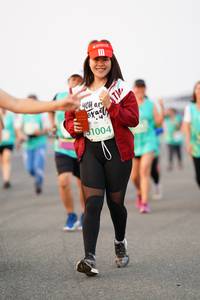 BIB: 1004
                            <button type="button" onclick="openModal(12278144)" class="btn btn-primary btn-sm float-right btn-popup" data-toggle="modal" data-target=".modal-high-quality">
                        <i class="fas fa-shopping-cart"></i> Add to Cart
                    </button>
                                            <button type="button" onclick="isThisMe(12278144, true)" class="btn btn-success btn-sm float-right btn-popup btn-isme hidden" data-toggle="tooltip" data-placement="bottom" title="นี่คือรูปของคุณใช่ไหม คลิกที่นี่เพื่อเอาเข้าอัลบั้ม">
                        <i class="fas fa-plus"></i> Add to album
                    </button>
                    <button type="button" onclick="isThisMe(12278144, false)" class="btn btn-warning btn-sm float-right btn-popup btn-isnotme hidden">
                        <i class="fas fa-ban"></i> Remove from album
                    </button>