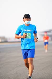 BIB: 487
                            <button type="button" onclick="openModal(12156572)" class="btn btn-primary btn-sm float-right btn-popup" data-toggle="modal" data-target=".modal-high-quality">
                        <i class="fas fa-shopping-cart"></i> Add to Cart
                    </button>
                                            <button type="button" onclick="isThisMe(12156572, true)" class="btn btn-success btn-sm float-right btn-popup btn-isme hidden" data-toggle="tooltip" data-placement="bottom" title="นี่คือรูปของคุณใช่ไหม คลิกที่นี่เพื่อเอาเข้าอัลบั้ม">
                        <i class="fas fa-plus"></i> Add to album
                    </button>
                    <button type="button" onclick="isThisMe(12156572, false)" class="btn btn-warning btn-sm float-right btn-popup btn-isnotme hidden">
                        <i class="fas fa-ban"></i> Remove from album
                    </button>