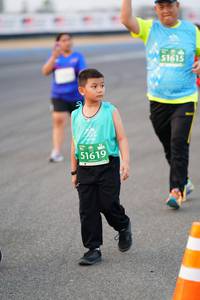 BIB: 51615, 51619
                            <button type="button" onclick="openModal(12280088)" class="btn btn-primary btn-sm float-right btn-popup" data-toggle="modal" data-target=".modal-high-quality">
                        <i class="fas fa-shopping-cart"></i> Add to Cart
                    </button>
                                            <button type="button" onclick="isThisMe(12280088, true)" class="btn btn-success btn-sm float-right btn-popup btn-isme hidden" data-toggle="tooltip" data-placement="bottom" title="นี่คือรูปของคุณใช่ไหม คลิกที่นี่เพื่อเอาเข้าอัลบั้ม">
                        <i class="fas fa-plus"></i> Add to album
                    </button>
                    <button type="button" onclick="isThisMe(12280088, false)" class="btn btn-warning btn-sm float-right btn-popup btn-isnotme hidden">
                        <i class="fas fa-ban"></i> Remove from album
                    </button>