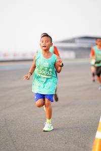 BIB: 50055
                            <button type="button" onclick="openModal(12160698)" class="btn btn-primary btn-sm float-right btn-popup" data-toggle="modal" data-target=".modal-high-quality">
                        <i class="fas fa-shopping-cart"></i> Add to Cart
                    </button>
                                            <button type="button" onclick="isThisMe(12160698, true)" class="btn btn-success btn-sm float-right btn-popup btn-isme hidden" data-toggle="tooltip" data-placement="bottom" title="นี่คือรูปของคุณใช่ไหม คลิกที่นี่เพื่อเอาเข้าอัลบั้ม">
                        <i class="fas fa-plus"></i> Add to album
                    </button>
                    <button type="button" onclick="isThisMe(12160698, false)" class="btn btn-warning btn-sm float-right btn-popup btn-isnotme hidden">
                        <i class="fas fa-ban"></i> Remove from album
                    </button>