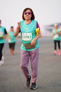 BIB: 52983
                            <button type="button" onclick="openModal(12178696)" class="btn btn-primary btn-sm float-right btn-popup" data-toggle="modal" data-target=".modal-high-quality">
                        <i class="fas fa-shopping-cart"></i> Add to Cart
                    </button>
                                            <button type="button" onclick="isThisMe(12178696, true)" class="btn btn-success btn-sm float-right btn-popup btn-isme hidden" data-toggle="tooltip" data-placement="bottom" title="นี่คือรูปของคุณใช่ไหม คลิกที่นี่เพื่อเอาเข้าอัลบั้ม">
                        <i class="fas fa-plus"></i> Add to album
                    </button>
                    <button type="button" onclick="isThisMe(12178696, false)" class="btn btn-warning btn-sm float-right btn-popup btn-isnotme hidden">
                        <i class="fas fa-ban"></i> Remove from album
                    </button>