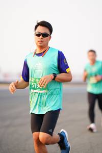 BIB: 519
                            <button type="button" onclick="openModal(12162763)" class="btn btn-primary btn-sm float-right btn-popup" data-toggle="modal" data-target=".modal-high-quality">
                        <i class="fas fa-shopping-cart"></i> Add to Cart
                    </button>
                                            <button type="button" onclick="isThisMe(12162763, true)" class="btn btn-success btn-sm float-right btn-popup btn-isme hidden" data-toggle="tooltip" data-placement="bottom" title="นี่คือรูปของคุณใช่ไหม คลิกที่นี่เพื่อเอาเข้าอัลบั้ม">
                        <i class="fas fa-plus"></i> Add to album
                    </button>
                    <button type="button" onclick="isThisMe(12162763, false)" class="btn btn-warning btn-sm float-right btn-popup btn-isnotme hidden">
                        <i class="fas fa-ban"></i> Remove from album
                    </button>