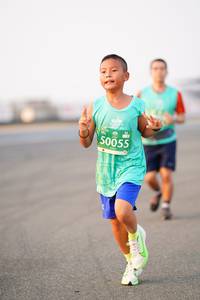 BIB: 50055
                            <button type="button" onclick="openModal(12160715)" class="btn btn-primary btn-sm float-right btn-popup" data-toggle="modal" data-target=".modal-high-quality">
                        <i class="fas fa-shopping-cart"></i> Add to Cart
                    </button>
                                            <button type="button" onclick="isThisMe(12160715, true)" class="btn btn-success btn-sm float-right btn-popup btn-isme hidden" data-toggle="tooltip" data-placement="bottom" title="นี่คือรูปของคุณใช่ไหม คลิกที่นี่เพื่อเอาเข้าอัลบั้ม">
                        <i class="fas fa-plus"></i> Add to album
                    </button>
                    <button type="button" onclick="isThisMe(12160715, false)" class="btn btn-warning btn-sm float-right btn-popup btn-isnotme hidden">
                        <i class="fas fa-ban"></i> Remove from album
                    </button>