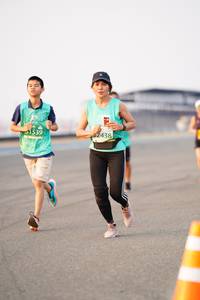 BIB: 1539, 52438
                            <button type="button" onclick="openModal(12164923)" class="btn btn-primary btn-sm float-right btn-popup" data-toggle="modal" data-target=".modal-high-quality">
                        <i class="fas fa-shopping-cart"></i> Add to Cart
                    </button>
                                            <button type="button" onclick="isThisMe(12164923, true)" class="btn btn-success btn-sm float-right btn-popup btn-isme hidden" data-toggle="tooltip" data-placement="bottom" title="นี่คือรูปของคุณใช่ไหม คลิกที่นี่เพื่อเอาเข้าอัลบั้ม">
                        <i class="fas fa-plus"></i> Add to album
                    </button>
                    <button type="button" onclick="isThisMe(12164923, false)" class="btn btn-warning btn-sm float-right btn-popup btn-isnotme hidden">
                        <i class="fas fa-ban"></i> Remove from album
                    </button>