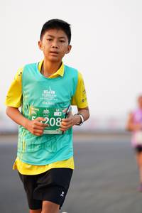 BIB: 208
                            <button type="button" onclick="openModal(12198514)" class="btn btn-primary btn-sm float-right btn-popup" data-toggle="modal" data-target=".modal-high-quality">
                        <i class="fas fa-shopping-cart"></i> Add to Cart
                    </button>
                                            <button type="button" onclick="isThisMe(12198514, true)" class="btn btn-success btn-sm float-right btn-popup btn-isme hidden" data-toggle="tooltip" data-placement="bottom" title="นี่คือรูปของคุณใช่ไหม คลิกที่นี่เพื่อเอาเข้าอัลบั้ม">
                        <i class="fas fa-plus"></i> Add to album
                    </button>
                    <button type="button" onclick="isThisMe(12198514, false)" class="btn btn-warning btn-sm float-right btn-popup btn-isnotme hidden">
                        <i class="fas fa-ban"></i> Remove from album
                    </button>