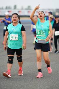 BIB: 51521, 53114
                            <button type="button" onclick="openModal(12287181)" class="btn btn-primary btn-sm float-right btn-popup" data-toggle="modal" data-target=".modal-high-quality">
                        <i class="fas fa-shopping-cart"></i> Add to Cart
                    </button>
                                            <button type="button" onclick="isThisMe(12287181, true)" class="btn btn-success btn-sm float-right btn-popup btn-isme hidden" data-toggle="tooltip" data-placement="bottom" title="นี่คือรูปของคุณใช่ไหม คลิกที่นี่เพื่อเอาเข้าอัลบั้ม">
                        <i class="fas fa-plus"></i> Add to album
                    </button>
                    <button type="button" onclick="isThisMe(12287181, false)" class="btn btn-warning btn-sm float-right btn-popup btn-isnotme hidden">
                        <i class="fas fa-ban"></i> Remove from album
                    </button>