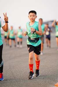 BIB: 50035
                            <button type="button" onclick="openModal(12173849)" class="btn btn-primary btn-sm float-right btn-popup" data-toggle="modal" data-target=".modal-high-quality">
                        <i class="fas fa-shopping-cart"></i> Add to Cart
                    </button>
                                            <button type="button" onclick="isThisMe(12173849, true)" class="btn btn-success btn-sm float-right btn-popup btn-isme hidden" data-toggle="tooltip" data-placement="bottom" title="นี่คือรูปของคุณใช่ไหม คลิกที่นี่เพื่อเอาเข้าอัลบั้ม">
                        <i class="fas fa-plus"></i> Add to album
                    </button>
                    <button type="button" onclick="isThisMe(12173849, false)" class="btn btn-warning btn-sm float-right btn-popup btn-isnotme hidden">
                        <i class="fas fa-ban"></i> Remove from album
                    </button>