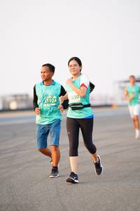 BIB: 1924, 7630
                            <button type="button" onclick="openModal(12169298)" class="btn btn-primary btn-sm float-right btn-popup" data-toggle="modal" data-target=".modal-high-quality">
                        <i class="fas fa-shopping-cart"></i> Add to Cart
                    </button>
                                            <button type="button" onclick="isThisMe(12169298, true)" class="btn btn-success btn-sm float-right btn-popup btn-isme hidden" data-toggle="tooltip" data-placement="bottom" title="นี่คือรูปของคุณใช่ไหม คลิกที่นี่เพื่อเอาเข้าอัลบั้ม">
                        <i class="fas fa-plus"></i> Add to album
                    </button>
                    <button type="button" onclick="isThisMe(12169298, false)" class="btn btn-warning btn-sm float-right btn-popup btn-isnotme hidden">
                        <i class="fas fa-ban"></i> Remove from album
                    </button>