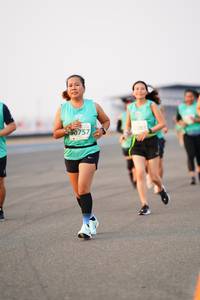 BIB: 0757, 285
                            <button type="button" onclick="openModal(12176104)" class="btn btn-primary btn-sm float-right btn-popup" data-toggle="modal" data-target=".modal-high-quality">
                        <i class="fas fa-shopping-cart"></i> Add to Cart
                    </button>
                                            <button type="button" onclick="isThisMe(12176104, true)" class="btn btn-success btn-sm float-right btn-popup btn-isme hidden" data-toggle="tooltip" data-placement="bottom" title="นี่คือรูปของคุณใช่ไหม คลิกที่นี่เพื่อเอาเข้าอัลบั้ม">
                        <i class="fas fa-plus"></i> Add to album
                    </button>
                    <button type="button" onclick="isThisMe(12176104, false)" class="btn btn-warning btn-sm float-right btn-popup btn-isnotme hidden">
                        <i class="fas fa-ban"></i> Remove from album
                    </button>