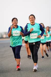 BIB: 53063, 53197
                            <button type="button" onclick="openModal(12279361)" class="btn btn-primary btn-sm float-right btn-popup" data-toggle="modal" data-target=".modal-high-quality">
                        <i class="fas fa-shopping-cart"></i> Add to Cart
                    </button>
                                            <button type="button" onclick="isThisMe(12279361, true)" class="btn btn-success btn-sm float-right btn-popup btn-isme hidden" data-toggle="tooltip" data-placement="bottom" title="นี่คือรูปของคุณใช่ไหม คลิกที่นี่เพื่อเอาเข้าอัลบั้ม">
                        <i class="fas fa-plus"></i> Add to album
                    </button>
                    <button type="button" onclick="isThisMe(12279361, false)" class="btn btn-warning btn-sm float-right btn-popup btn-isnotme hidden">
                        <i class="fas fa-ban"></i> Remove from album
                    </button>