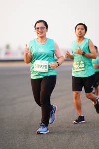 BIB: 50920, 0040
                            <button type="button" onclick="openModal(12173779)" class="btn btn-primary btn-sm float-right btn-popup" data-toggle="modal" data-target=".modal-high-quality">
                        <i class="fas fa-shopping-cart"></i> Add to Cart
                    </button>
                                            <button type="button" onclick="isThisMe(12173779, true)" class="btn btn-success btn-sm float-right btn-popup btn-isme hidden" data-toggle="tooltip" data-placement="bottom" title="นี่คือรูปของคุณใช่ไหม คลิกที่นี่เพื่อเอาเข้าอัลบั้ม">
                        <i class="fas fa-plus"></i> Add to album
                    </button>
                    <button type="button" onclick="isThisMe(12173779, false)" class="btn btn-warning btn-sm float-right btn-popup btn-isnotme hidden">
                        <i class="fas fa-ban"></i> Remove from album
                    </button>