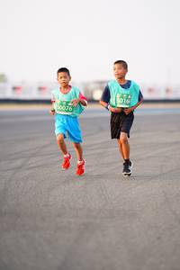 BIB: 5016, 50076
                            <button type="button" onclick="openModal(12141139)" class="btn btn-primary btn-sm float-right btn-popup" data-toggle="modal" data-target=".modal-high-quality">
                        <i class="fas fa-shopping-cart"></i> Add to Cart
                    </button>
                                            <button type="button" onclick="isThisMe(12141139, true)" class="btn btn-success btn-sm float-right btn-popup btn-isme hidden" data-toggle="tooltip" data-placement="bottom" title="นี่คือรูปของคุณใช่ไหม คลิกที่นี่เพื่อเอาเข้าอัลบั้ม">
                        <i class="fas fa-plus"></i> Add to album
                    </button>
                    <button type="button" onclick="isThisMe(12141139, false)" class="btn btn-warning btn-sm float-right btn-popup btn-isnotme hidden">
                        <i class="fas fa-ban"></i> Remove from album
                    </button>