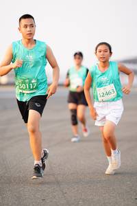 BIB: 50117, 52463
                            <button type="button" onclick="openModal(12163072)" class="btn btn-primary btn-sm float-right btn-popup" data-toggle="modal" data-target=".modal-high-quality">
                        <i class="fas fa-shopping-cart"></i> Add to Cart
                    </button>
                                            <button type="button" onclick="isThisMe(12163072, true)" class="btn btn-success btn-sm float-right btn-popup btn-isme hidden" data-toggle="tooltip" data-placement="bottom" title="นี่คือรูปของคุณใช่ไหม คลิกที่นี่เพื่อเอาเข้าอัลบั้ม">
                        <i class="fas fa-plus"></i> Add to album
                    </button>
                    <button type="button" onclick="isThisMe(12163072, false)" class="btn btn-warning btn-sm float-right btn-popup btn-isnotme hidden">
                        <i class="fas fa-ban"></i> Remove from album
                    </button>