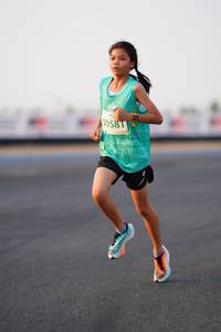 BIB: 058
                            <button type="button" onclick="openModal(12137163)" class="btn btn-primary btn-sm float-right btn-popup" data-toggle="modal" data-target=".modal-high-quality">
                        <i class="fas fa-shopping-cart"></i> Add to Cart
                    </button>
                                            <button type="button" onclick="isThisMe(12137163, true)" class="btn btn-success btn-sm float-right btn-popup btn-isme hidden" data-toggle="tooltip" data-placement="bottom" title="นี่คือรูปของคุณใช่ไหม คลิกที่นี่เพื่อเอาเข้าอัลบั้ม">
                        <i class="fas fa-plus"></i> Add to album
                    </button>
                    <button type="button" onclick="isThisMe(12137163, false)" class="btn btn-warning btn-sm float-right btn-popup btn-isnotme hidden">
                        <i class="fas fa-ban"></i> Remove from album
                    </button>