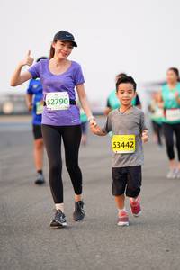 BIB: 52790, 53442
                            <button type="button" onclick="openModal(12201592)" class="btn btn-primary btn-sm float-right btn-popup" data-toggle="modal" data-target=".modal-high-quality">
                        <i class="fas fa-shopping-cart"></i> Add to Cart
                    </button>
                                            <button type="button" onclick="isThisMe(12201592, true)" class="btn btn-success btn-sm float-right btn-popup btn-isme hidden" data-toggle="tooltip" data-placement="bottom" title="นี่คือรูปของคุณใช่ไหม คลิกที่นี่เพื่อเอาเข้าอัลบั้ม">
                        <i class="fas fa-plus"></i> Add to album
                    </button>
                    <button type="button" onclick="isThisMe(12201592, false)" class="btn btn-warning btn-sm float-right btn-popup btn-isnotme hidden">
                        <i class="fas fa-ban"></i> Remove from album
                    </button>