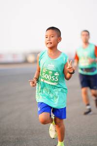 BIB: 50055
                            <button type="button" onclick="openModal(12160778)" class="btn btn-primary btn-sm float-right btn-popup" data-toggle="modal" data-target=".modal-high-quality">
                        <i class="fas fa-shopping-cart"></i> Add to Cart
                    </button>
                                            <button type="button" onclick="isThisMe(12160778, true)" class="btn btn-success btn-sm float-right btn-popup btn-isme hidden" data-toggle="tooltip" data-placement="bottom" title="นี่คือรูปของคุณใช่ไหม คลิกที่นี่เพื่อเอาเข้าอัลบั้ม">
                        <i class="fas fa-plus"></i> Add to album
                    </button>
                    <button type="button" onclick="isThisMe(12160778, false)" class="btn btn-warning btn-sm float-right btn-popup btn-isnotme hidden">
                        <i class="fas fa-ban"></i> Remove from album
                    </button>