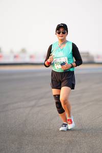 BIB: 502
                            <button type="button" onclick="openModal(12163099)" class="btn btn-primary btn-sm float-right btn-popup" data-toggle="modal" data-target=".modal-high-quality">
                        <i class="fas fa-shopping-cart"></i> Add to Cart
                    </button>
                                            <button type="button" onclick="isThisMe(12163099, true)" class="btn btn-success btn-sm float-right btn-popup btn-isme hidden" data-toggle="tooltip" data-placement="bottom" title="นี่คือรูปของคุณใช่ไหม คลิกที่นี่เพื่อเอาเข้าอัลบั้ม">
                        <i class="fas fa-plus"></i> Add to album
                    </button>
                    <button type="button" onclick="isThisMe(12163099, false)" class="btn btn-warning btn-sm float-right btn-popup btn-isnotme hidden">
                        <i class="fas fa-ban"></i> Remove from album
                    </button>