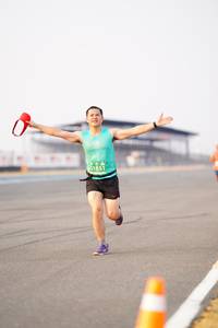 BIB: 1851
                            <button type="button" onclick="openModal(12138846)" class="btn btn-primary btn-sm float-right btn-popup" data-toggle="modal" data-target=".modal-high-quality">
                        <i class="fas fa-shopping-cart"></i> Add to Cart
                    </button>
                                            <button type="button" onclick="isThisMe(12138846, true)" class="btn btn-success btn-sm float-right btn-popup btn-isme hidden" data-toggle="tooltip" data-placement="bottom" title="นี่คือรูปของคุณใช่ไหม คลิกที่นี่เพื่อเอาเข้าอัลบั้ม">
                        <i class="fas fa-plus"></i> Add to album
                    </button>
                    <button type="button" onclick="isThisMe(12138846, false)" class="btn btn-warning btn-sm float-right btn-popup btn-isnotme hidden">
                        <i class="fas fa-ban"></i> Remove from album
                    </button>