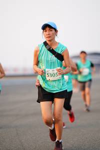 BIB: 5305
                            <button type="button" onclick="openModal(12177711)" class="btn btn-primary btn-sm float-right btn-popup" data-toggle="modal" data-target=".modal-high-quality">
                        <i class="fas fa-shopping-cart"></i> Add to Cart
                    </button>
                                            <button type="button" onclick="isThisMe(12177711, true)" class="btn btn-success btn-sm float-right btn-popup btn-isme hidden" data-toggle="tooltip" data-placement="bottom" title="นี่คือรูปของคุณใช่ไหม คลิกที่นี่เพื่อเอาเข้าอัลบั้ม">
                        <i class="fas fa-plus"></i> Add to album
                    </button>
                    <button type="button" onclick="isThisMe(12177711, false)" class="btn btn-warning btn-sm float-right btn-popup btn-isnotme hidden">
                        <i class="fas fa-ban"></i> Remove from album
                    </button>