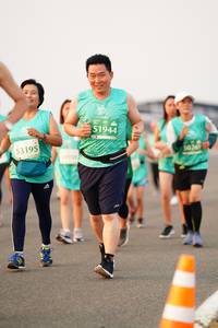 BIB: 51944, 53195, 5026
                            <button type="button" onclick="openModal(12180186)" class="btn btn-primary btn-sm float-right btn-popup" data-toggle="modal" data-target=".modal-high-quality">
                        <i class="fas fa-shopping-cart"></i> Add to Cart
                    </button>
                                            <button type="button" onclick="isThisMe(12180186, true)" class="btn btn-success btn-sm float-right btn-popup btn-isme hidden" data-toggle="tooltip" data-placement="bottom" title="นี่คือรูปของคุณใช่ไหม คลิกที่นี่เพื่อเอาเข้าอัลบั้ม">
                        <i class="fas fa-plus"></i> Add to album
                    </button>
                    <button type="button" onclick="isThisMe(12180186, false)" class="btn btn-warning btn-sm float-right btn-popup btn-isnotme hidden">
                        <i class="fas fa-ban"></i> Remove from album
                    </button>