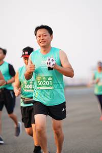 BIB: 50201, 5007
                            <button type="button" onclick="openModal(12177420)" class="btn btn-primary btn-sm float-right btn-popup" data-toggle="modal" data-target=".modal-high-quality">
                        <i class="fas fa-shopping-cart"></i> Add to Cart
                    </button>
                                            <button type="button" onclick="isThisMe(12177420, true)" class="btn btn-success btn-sm float-right btn-popup btn-isme hidden" data-toggle="tooltip" data-placement="bottom" title="นี่คือรูปของคุณใช่ไหม คลิกที่นี่เพื่อเอาเข้าอัลบั้ม">
                        <i class="fas fa-plus"></i> Add to album
                    </button>
                    <button type="button" onclick="isThisMe(12177420, false)" class="btn btn-warning btn-sm float-right btn-popup btn-isnotme hidden">
                        <i class="fas fa-ban"></i> Remove from album
                    </button>