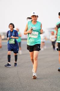 BIB: 2609, 1687
                            <button type="button" onclick="openModal(12198836)" class="btn btn-primary btn-sm float-right btn-popup" data-toggle="modal" data-target=".modal-high-quality">
                        <i class="fas fa-shopping-cart"></i> Add to Cart
                    </button>
                                            <button type="button" onclick="isThisMe(12198836, true)" class="btn btn-success btn-sm float-right btn-popup btn-isme hidden" data-toggle="tooltip" data-placement="bottom" title="นี่คือรูปของคุณใช่ไหม คลิกที่นี่เพื่อเอาเข้าอัลบั้ม">
                        <i class="fas fa-plus"></i> Add to album
                    </button>
                    <button type="button" onclick="isThisMe(12198836, false)" class="btn btn-warning btn-sm float-right btn-popup btn-isnotme hidden">
                        <i class="fas fa-ban"></i> Remove from album
                    </button>