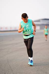 BIB: 50050
                            <button type="button" onclick="openModal(12161929)" class="btn btn-primary btn-sm float-right btn-popup" data-toggle="modal" data-target=".modal-high-quality">
                        <i class="fas fa-shopping-cart"></i> Add to Cart
                    </button>
                                            <button type="button" onclick="isThisMe(12161929, true)" class="btn btn-success btn-sm float-right btn-popup btn-isme hidden" data-toggle="tooltip" data-placement="bottom" title="นี่คือรูปของคุณใช่ไหม คลิกที่นี่เพื่อเอาเข้าอัลบั้ม">
                        <i class="fas fa-plus"></i> Add to album
                    </button>
                    <button type="button" onclick="isThisMe(12161929, false)" class="btn btn-warning btn-sm float-right btn-popup btn-isnotme hidden">
                        <i class="fas fa-ban"></i> Remove from album
                    </button>