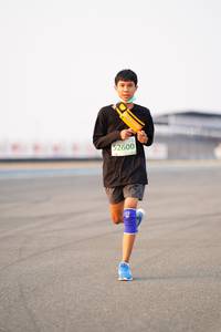 BIB: 2600
                            <button type="button" onclick="openModal(12137811)" class="btn btn-primary btn-sm float-right btn-popup" data-toggle="modal" data-target=".modal-high-quality">
                        <i class="fas fa-shopping-cart"></i> Add to Cart
                    </button>
                                            <button type="button" onclick="isThisMe(12137811, true)" class="btn btn-success btn-sm float-right btn-popup btn-isme hidden" data-toggle="tooltip" data-placement="bottom" title="นี่คือรูปของคุณใช่ไหม คลิกที่นี่เพื่อเอาเข้าอัลบั้ม">
                        <i class="fas fa-plus"></i> Add to album
                    </button>
                    <button type="button" onclick="isThisMe(12137811, false)" class="btn btn-warning btn-sm float-right btn-popup btn-isnotme hidden">
                        <i class="fas fa-ban"></i> Remove from album
                    </button>