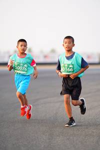 BIB: 0166, 50076
                            <button type="button" onclick="openModal(12141249)" class="btn btn-primary btn-sm float-right btn-popup" data-toggle="modal" data-target=".modal-high-quality">
                        <i class="fas fa-shopping-cart"></i> Add to Cart
                    </button>
                                            <button type="button" onclick="isThisMe(12141249, true)" class="btn btn-success btn-sm float-right btn-popup btn-isme hidden" data-toggle="tooltip" data-placement="bottom" title="นี่คือรูปของคุณใช่ไหม คลิกที่นี่เพื่อเอาเข้าอัลบั้ม">
                        <i class="fas fa-plus"></i> Add to album
                    </button>
                    <button type="button" onclick="isThisMe(12141249, false)" class="btn btn-warning btn-sm float-right btn-popup btn-isnotme hidden">
                        <i class="fas fa-ban"></i> Remove from album
                    </button>