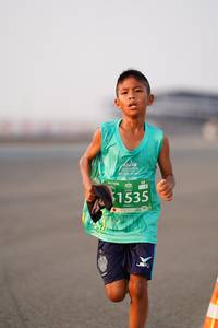 BIB: 1535
                            <button type="button" onclick="openModal(12137434)" class="btn btn-primary btn-sm float-right btn-popup" data-toggle="modal" data-target=".modal-high-quality">
                        <i class="fas fa-shopping-cart"></i> Add to Cart
                    </button>
                                            <button type="button" onclick="isThisMe(12137434, true)" class="btn btn-success btn-sm float-right btn-popup btn-isme hidden" data-toggle="tooltip" data-placement="bottom" title="นี่คือรูปของคุณใช่ไหม คลิกที่นี่เพื่อเอาเข้าอัลบั้ม">
                        <i class="fas fa-plus"></i> Add to album
                    </button>
                    <button type="button" onclick="isThisMe(12137434, false)" class="btn btn-warning btn-sm float-right btn-popup btn-isnotme hidden">
                        <i class="fas fa-ban"></i> Remove from album
                    </button>