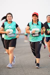 BIB: 882
                            <button type="button" onclick="openModal(12277954)" class="btn btn-primary btn-sm float-right btn-popup" data-toggle="modal" data-target=".modal-high-quality">
                        <i class="fas fa-shopping-cart"></i> Add to Cart
                    </button>
                                            <button type="button" onclick="isThisMe(12277954, true)" class="btn btn-success btn-sm float-right btn-popup btn-isme hidden" data-toggle="tooltip" data-placement="bottom" title="นี่คือรูปของคุณใช่ไหม คลิกที่นี่เพื่อเอาเข้าอัลบั้ม">
                        <i class="fas fa-plus"></i> Add to album
                    </button>
                    <button type="button" onclick="isThisMe(12277954, false)" class="btn btn-warning btn-sm float-right btn-popup btn-isnotme hidden">
                        <i class="fas fa-ban"></i> Remove from album
                    </button>