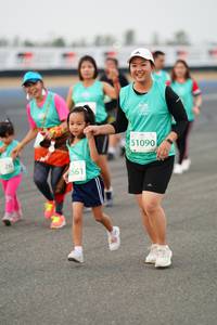 BIB: 51090, 561
                            <button type="button" onclick="openModal(12287681)" class="btn btn-primary btn-sm float-right btn-popup" data-toggle="modal" data-target=".modal-high-quality">
                        <i class="fas fa-shopping-cart"></i> Add to Cart
                    </button>
                                            <button type="button" onclick="isThisMe(12287681, true)" class="btn btn-success btn-sm float-right btn-popup btn-isme hidden" data-toggle="tooltip" data-placement="bottom" title="นี่คือรูปของคุณใช่ไหม คลิกที่นี่เพื่อเอาเข้าอัลบั้ม">
                        <i class="fas fa-plus"></i> Add to album
                    </button>
                    <button type="button" onclick="isThisMe(12287681, false)" class="btn btn-warning btn-sm float-right btn-popup btn-isnotme hidden">
                        <i class="fas fa-ban"></i> Remove from album
                    </button>