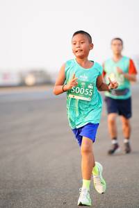 BIB: 50055
                            <button type="button" onclick="openModal(12160763)" class="btn btn-primary btn-sm float-right btn-popup" data-toggle="modal" data-target=".modal-high-quality">
                        <i class="fas fa-shopping-cart"></i> Add to Cart
                    </button>
                                            <button type="button" onclick="isThisMe(12160763, true)" class="btn btn-success btn-sm float-right btn-popup btn-isme hidden" data-toggle="tooltip" data-placement="bottom" title="นี่คือรูปของคุณใช่ไหม คลิกที่นี่เพื่อเอาเข้าอัลบั้ม">
                        <i class="fas fa-plus"></i> Add to album
                    </button>
                    <button type="button" onclick="isThisMe(12160763, false)" class="btn btn-warning btn-sm float-right btn-popup btn-isnotme hidden">
                        <i class="fas fa-ban"></i> Remove from album
                    </button>