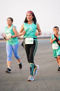 BIB: 50648, 2794
                            <button type="button" onclick="openModal(12169659)" class="btn btn-primary btn-sm float-right btn-popup" data-toggle="modal" data-target=".modal-high-quality">
                        <i class="fas fa-shopping-cart"></i> Add to Cart
                    </button>
                                            <button type="button" onclick="isThisMe(12169659, true)" class="btn btn-success btn-sm float-right btn-popup btn-isme hidden" data-toggle="tooltip" data-placement="bottom" title="นี่คือรูปของคุณใช่ไหม คลิกที่นี่เพื่อเอาเข้าอัลบั้ม">
                        <i class="fas fa-plus"></i> Add to album
                    </button>
                    <button type="button" onclick="isThisMe(12169659, false)" class="btn btn-warning btn-sm float-right btn-popup btn-isnotme hidden">
                        <i class="fas fa-ban"></i> Remove from album
                    </button>