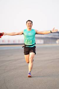 BIB: 1851
                            <button type="button" onclick="openModal(12138921)" class="btn btn-primary btn-sm float-right btn-popup" data-toggle="modal" data-target=".modal-high-quality">
                        <i class="fas fa-shopping-cart"></i> Add to Cart
                    </button>
                                            <button type="button" onclick="isThisMe(12138921, true)" class="btn btn-success btn-sm float-right btn-popup btn-isme hidden" data-toggle="tooltip" data-placement="bottom" title="นี่คือรูปของคุณใช่ไหม คลิกที่นี่เพื่อเอาเข้าอัลบั้ม">
                        <i class="fas fa-plus"></i> Add to album
                    </button>
                    <button type="button" onclick="isThisMe(12138921, false)" class="btn btn-warning btn-sm float-right btn-popup btn-isnotme hidden">
                        <i class="fas fa-ban"></i> Remove from album
                    </button>