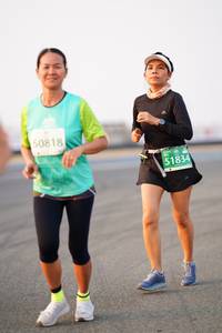 BIB: 0818, 51834
                            <button type="button" onclick="openModal(12169064)" class="btn btn-primary btn-sm float-right btn-popup" data-toggle="modal" data-target=".modal-high-quality">
                        <i class="fas fa-shopping-cart"></i> Add to Cart
                    </button>
                                            <button type="button" onclick="isThisMe(12169064, true)" class="btn btn-success btn-sm float-right btn-popup btn-isme hidden" data-toggle="tooltip" data-placement="bottom" title="นี่คือรูปของคุณใช่ไหม คลิกที่นี่เพื่อเอาเข้าอัลบั้ม">
                        <i class="fas fa-plus"></i> Add to album
                    </button>
                    <button type="button" onclick="isThisMe(12169064, false)" class="btn btn-warning btn-sm float-right btn-popup btn-isnotme hidden">
                        <i class="fas fa-ban"></i> Remove from album
                    </button>